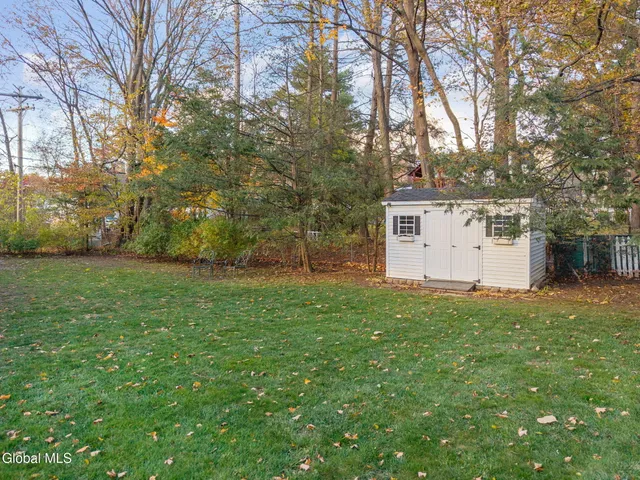 $679,900 | 2131 Grand Boulevard, Niskayuna, NY 12309