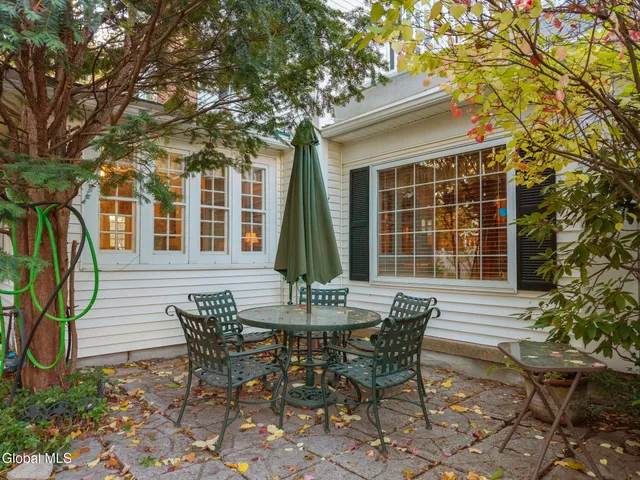 $679,900 | 2131 Grand Boulevard, Niskayuna, NY 12309