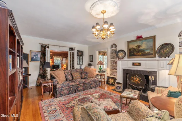 $679,900 | 2131 Grand Boulevard, Niskayuna, NY 12309