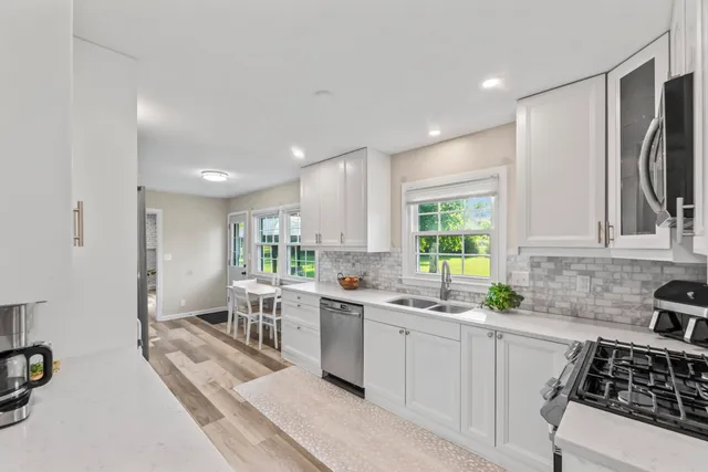 $549,900 | 4265 Williams Court, Brookfield, WI 53045