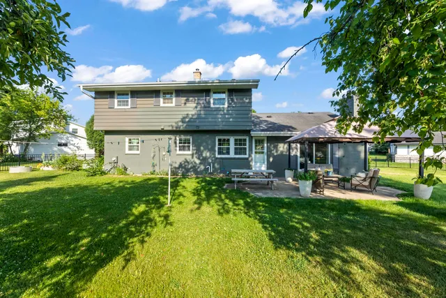 $549,900 | 4265 Williams Court, Brookfield, WI 53045