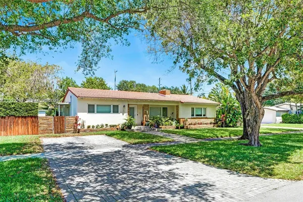 $6,300 | 11 Northwest 97th Street, Miami Shores, FL 33150