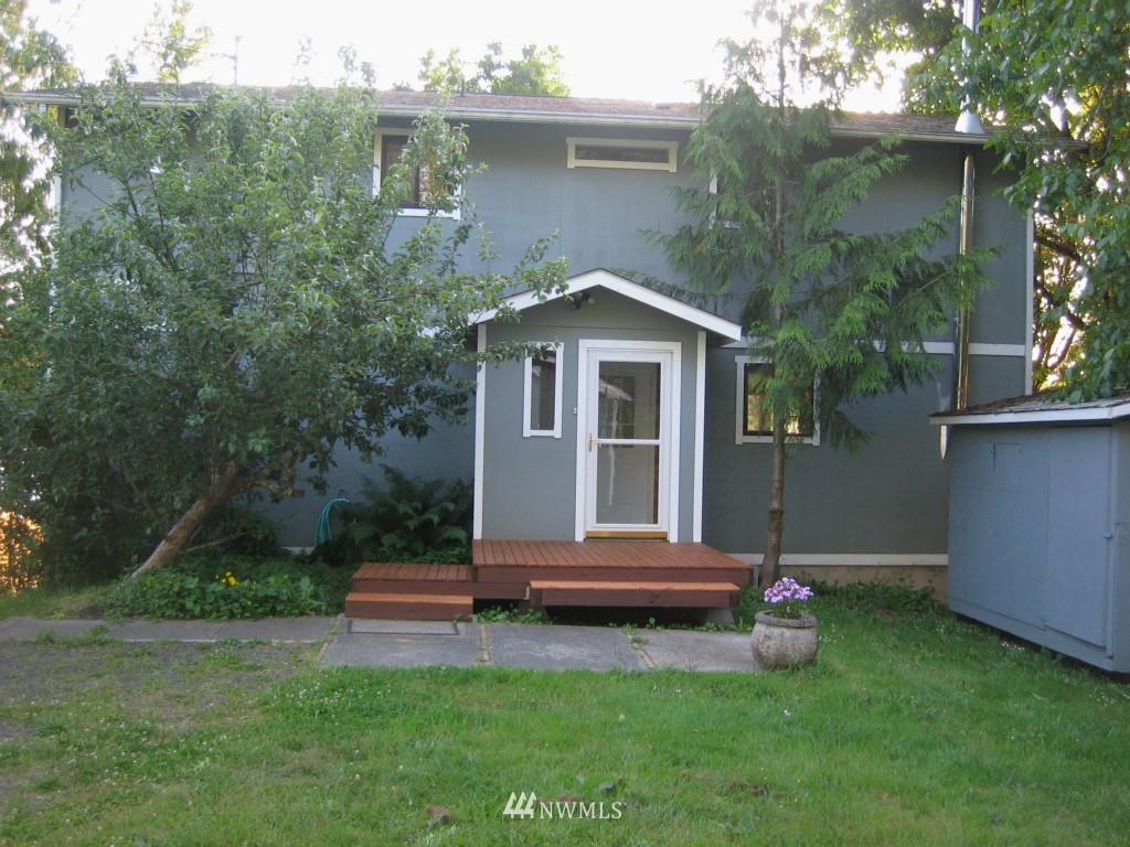 7230 Long Lake Road Southeast Port Orchard, WA 98367 - Photo 3 of 25 Gallery Image 3