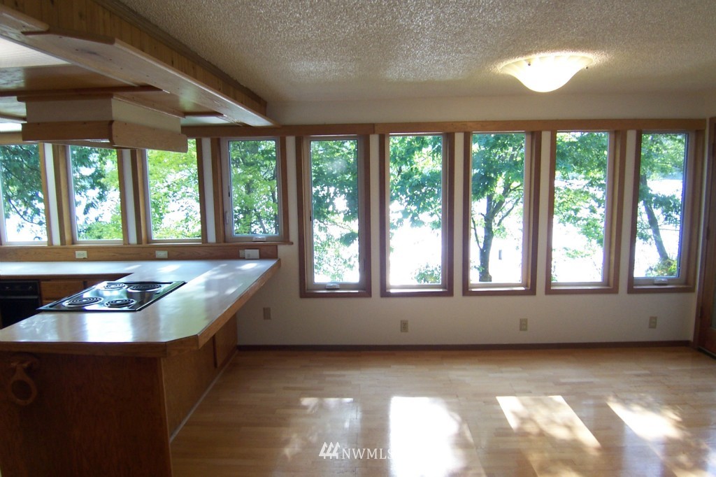 7230 Long Lake Road Southeast Port Orchard, WA 98367 - Photo 4 of 25 Gallery Image 4
