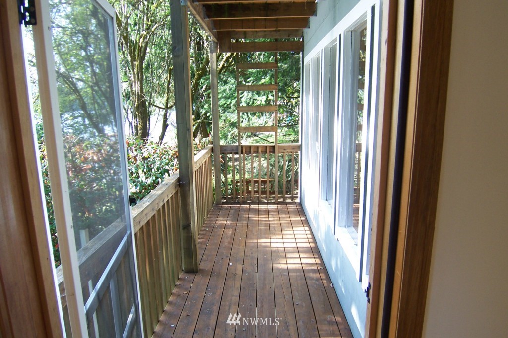 7230 Long Lake Road Southeast Port Orchard, WA 98367 - Photo 7 of 25 Gallery Image 7