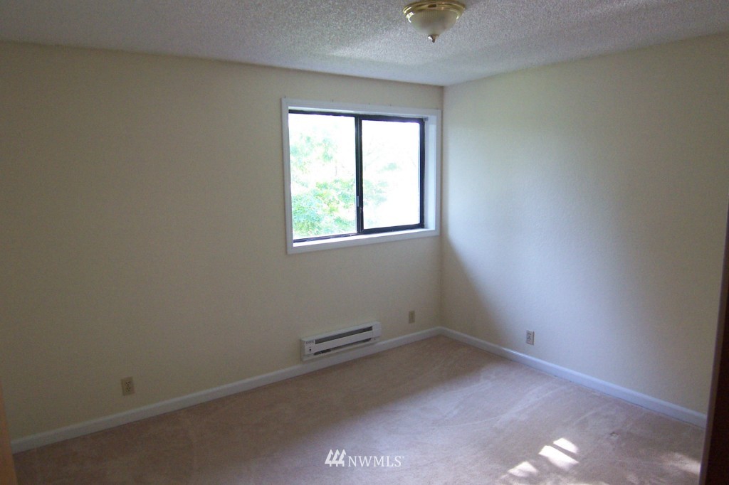 7230 Long Lake Road Southeast Port Orchard, WA 98367 - Photo 9 of 25 Gallery Image 9