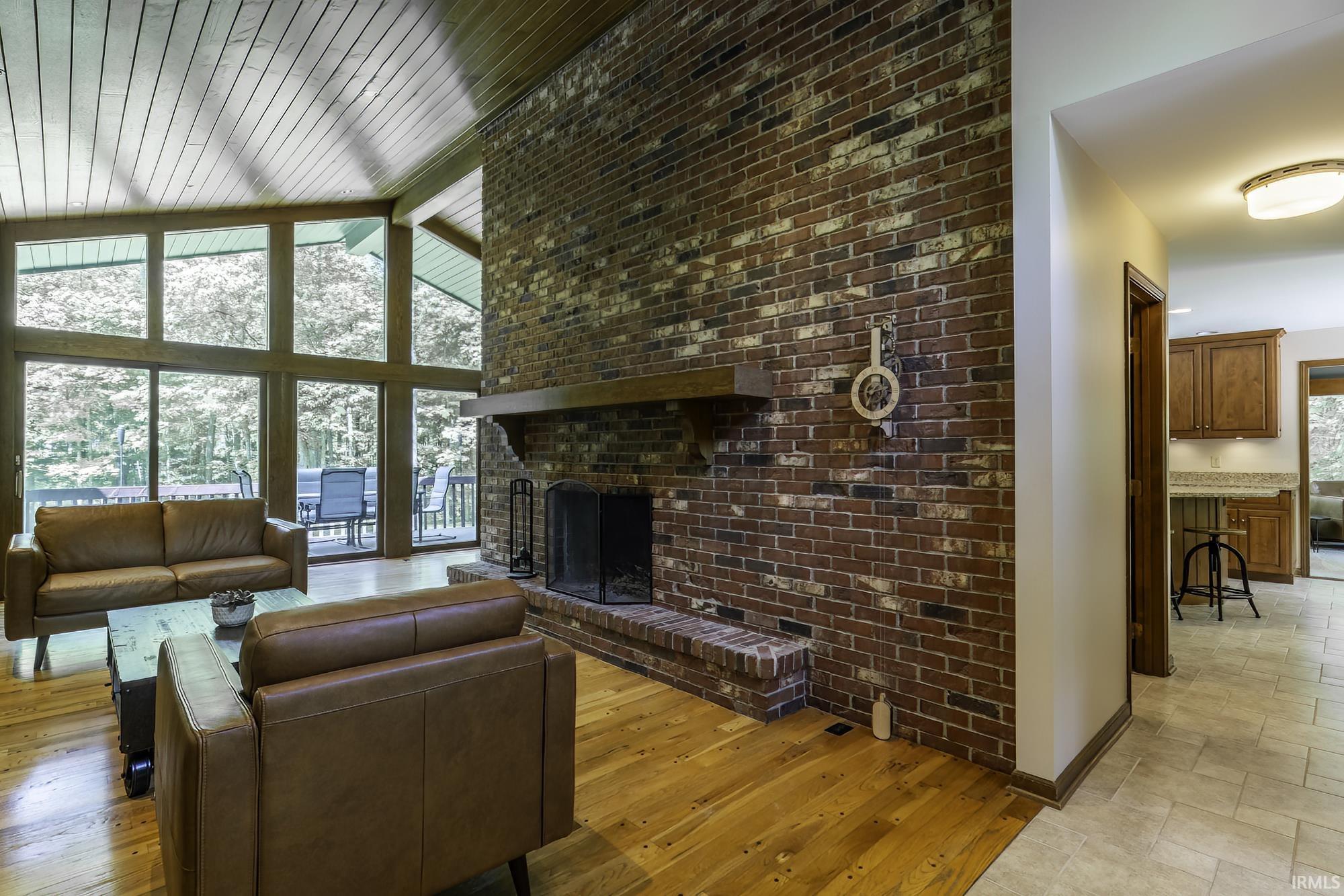 2125 Gump Road East Fort Wayne, IN 46845 - Photo 5 of 36