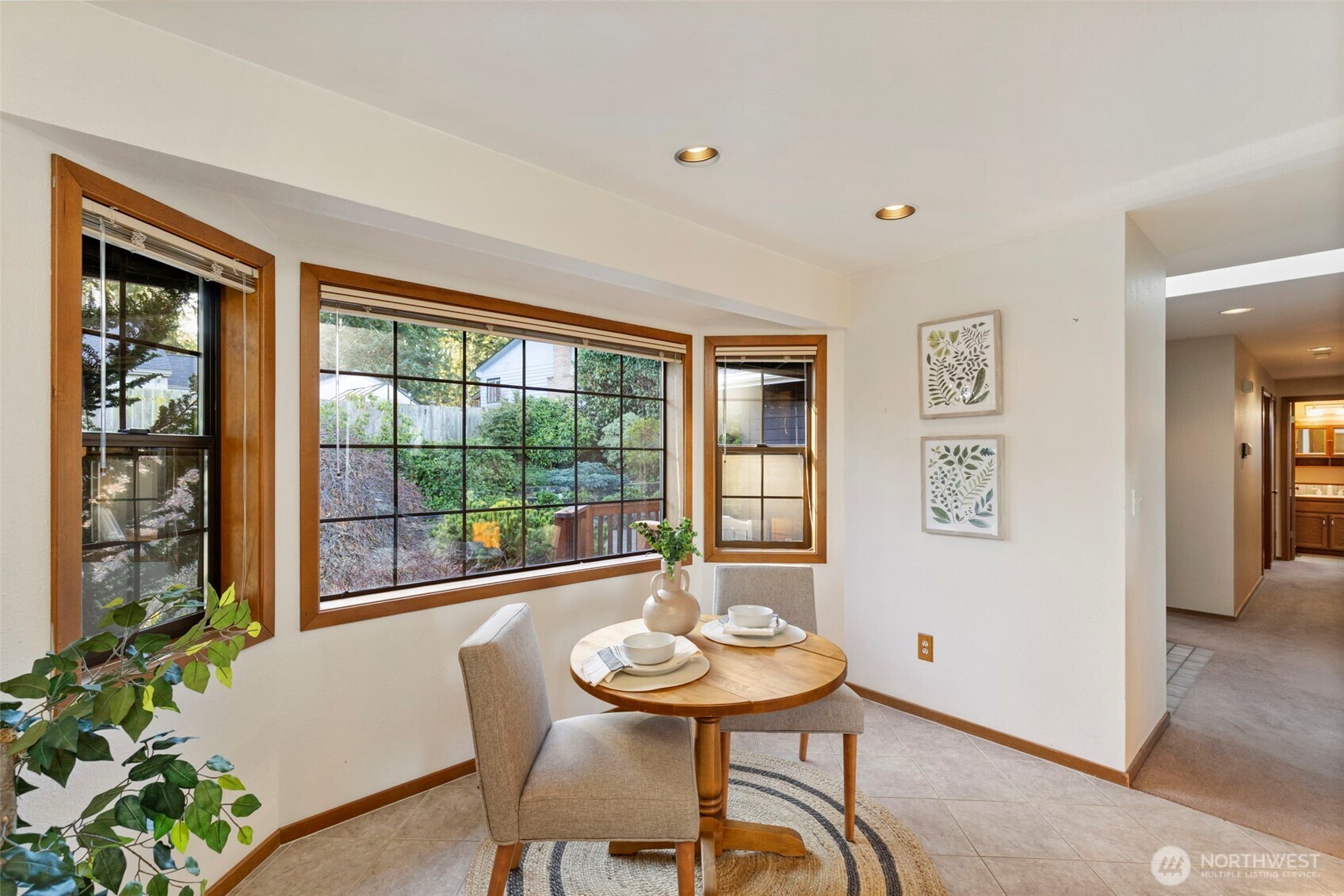 909 55th Street Port Townsend, WA 98368 - Photo 11 of 36 a view of a room with furniture and windows