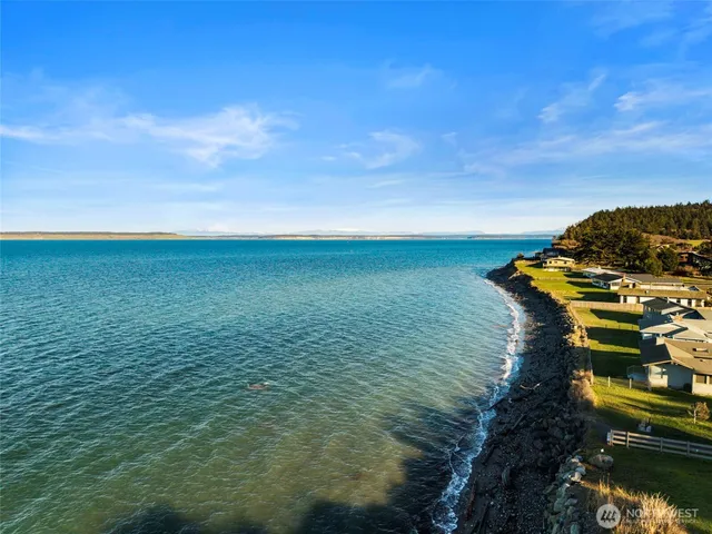 $750,000 | 909 55th Street, Port Townsend, WA 98368