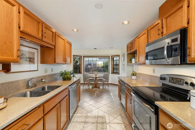 $750,000 | 909 55th Street, Port Townsend, WA 98368