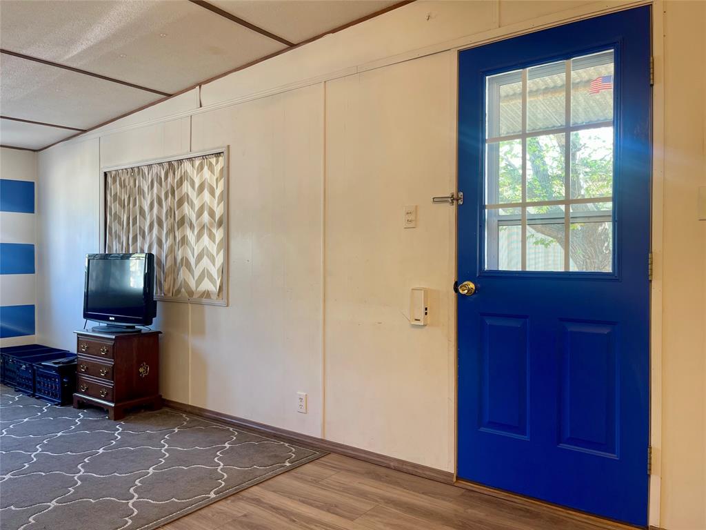 4705 Fox Hollow Road, Unit 18 Graham, TX 76450 - Photo 4 of 36