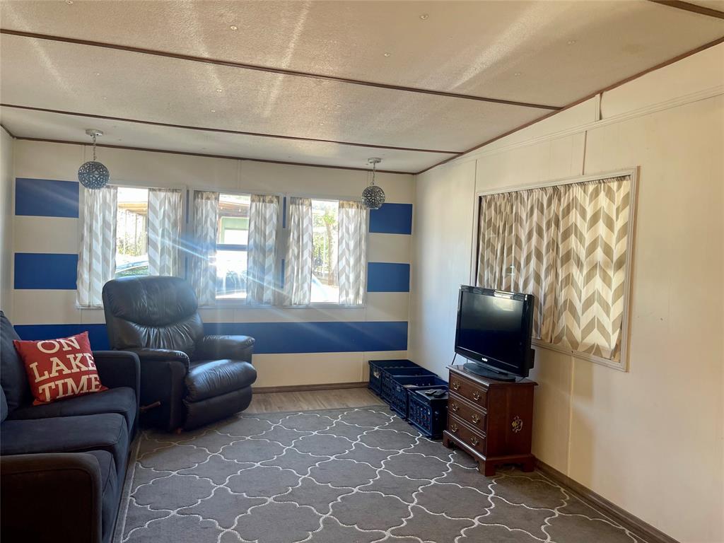 4705 Fox Hollow Road, Unit 18 Graham, TX 76450 - Photo 5 of 36