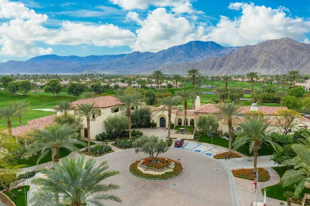 a view of a lake with houses