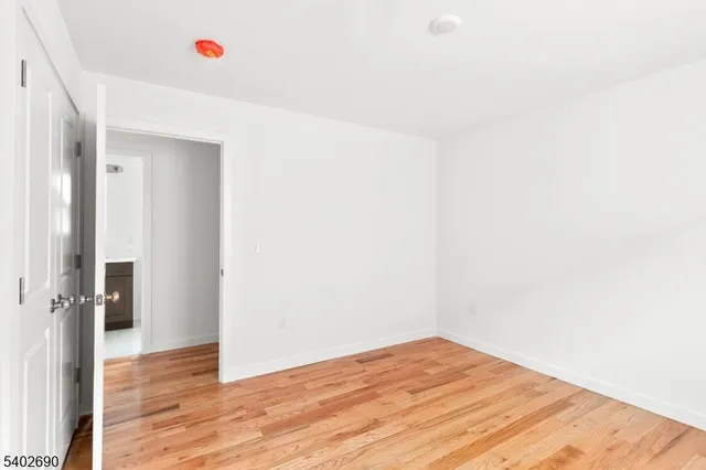 $2,600 | 244 Pomona Avenue, Newark, NJ 07112