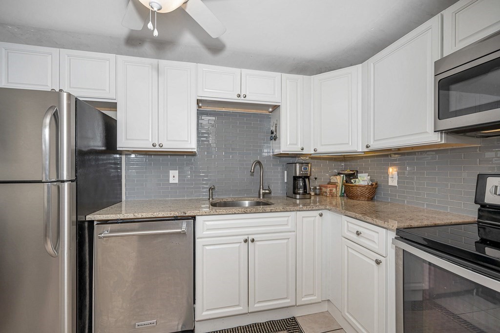 108 Decatur Street, Unit 11 Arlington, MA 02474 - Photo 4 of 24 Gallery Image 4