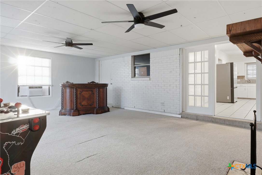 803 Hybiscus Lane Victoria, TX 77904 - Photo 6 of 16