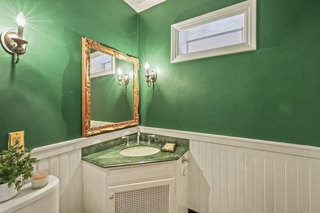 58 Englewood Road Longmeadow, MA 01106 - Photo 11 of 40