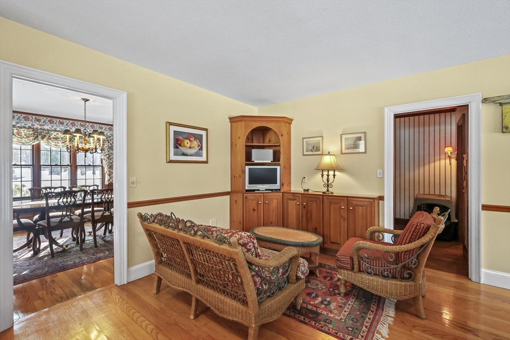 58 Englewood Road Longmeadow, MA 01106 - Photo 15 of 40