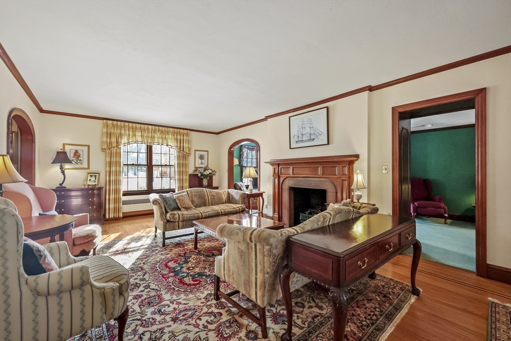 58 Englewood Road Longmeadow, MA 01106 - Photo 5 of 40