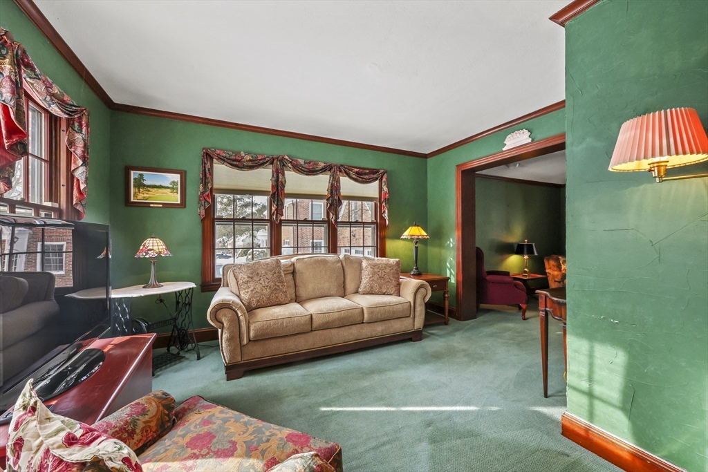 58 Englewood Road Longmeadow, MA 01106 - Photo 6 of 40