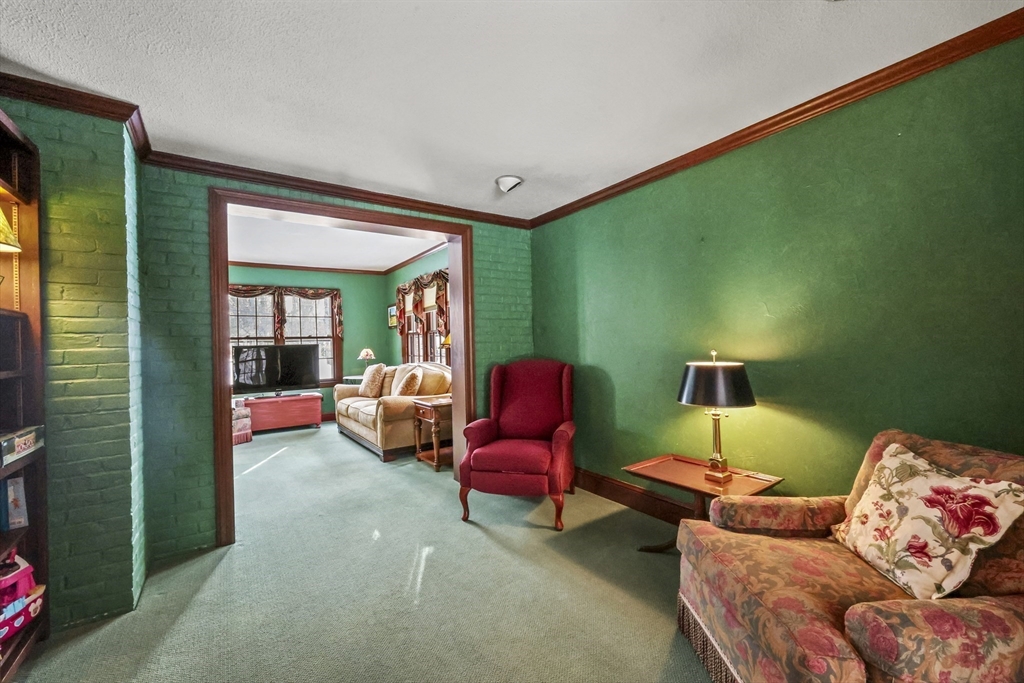 58 Englewood Road Longmeadow, MA 01106 - Photo 7 of 40