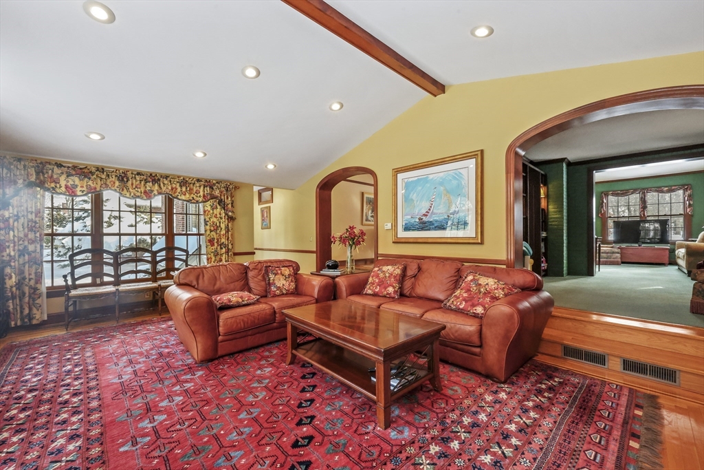 58 Englewood Road Longmeadow, MA 01106 - Photo 10 of 40