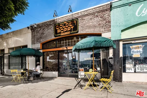 $4,500 | 2700 East Chaucer Street, Unit 34, Los Angeles, CA 90065