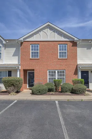 $1,700 | 240 Arapaho Drive, Murfreesboro, TN 37128