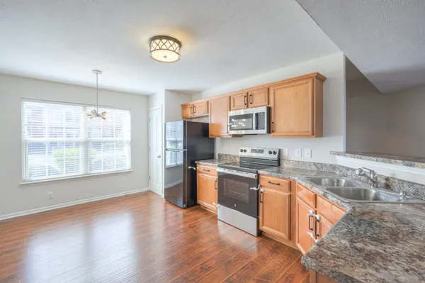 $1,700 | 240 Arapaho Drive, Murfreesboro, TN 37128