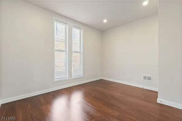 $2,500 | 826 George Street, Unit 1, Plainfield, NJ 07062