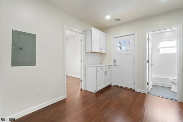 $2,500 | 826 George Street, Unit 1, Plainfield, NJ 07062