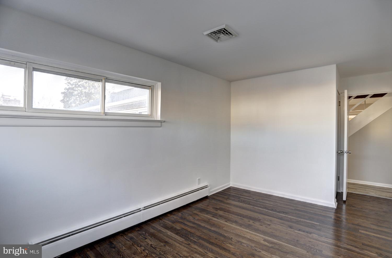 414 Berryhill Road Harrisburg, PA 17109 - Photo 18 of 38 Main Floor Bedroom