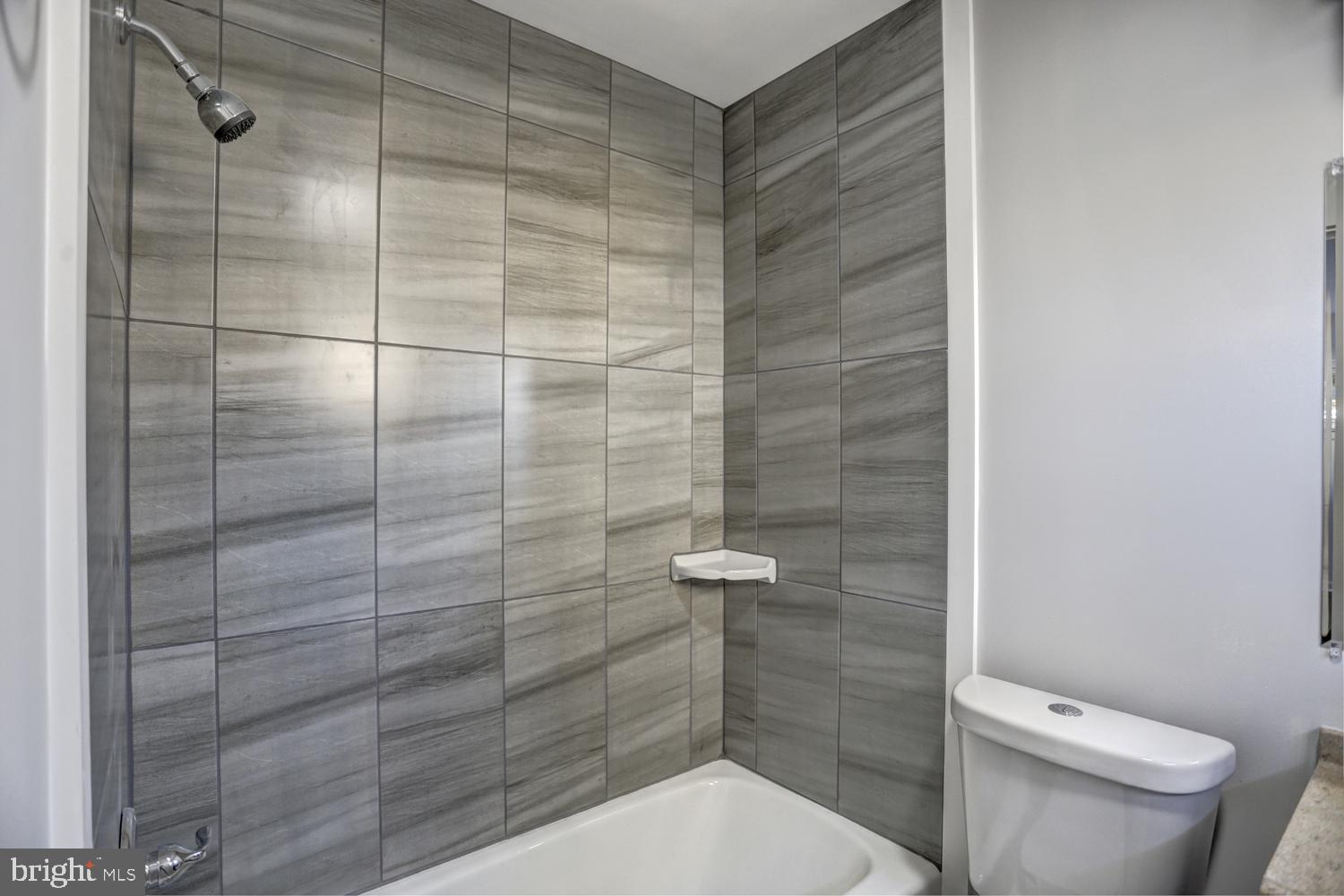 414 Berryhill Road Harrisburg, PA 17109 - Photo 21 of 38 Master Bathroom