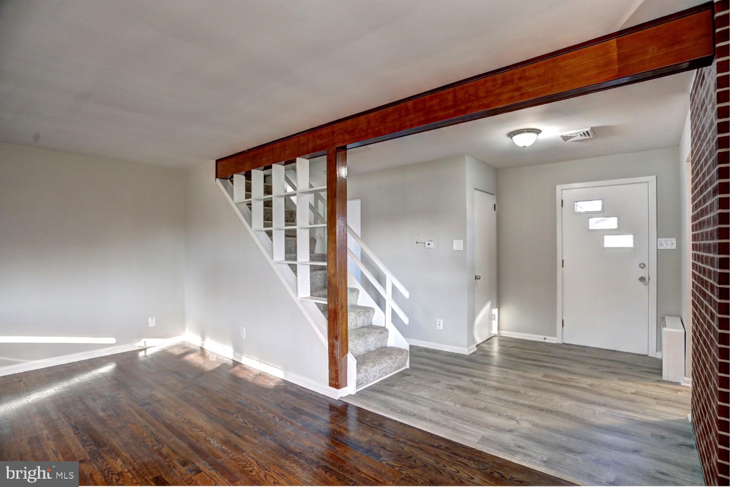 414 Berryhill Road Harrisburg, PA 17109 - Photo 4 of 38 Interior View