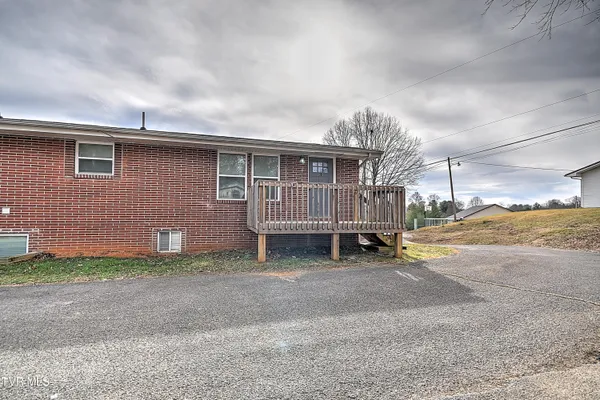 $589,900 | 127 Patrick Lane, Gray, TN 37615