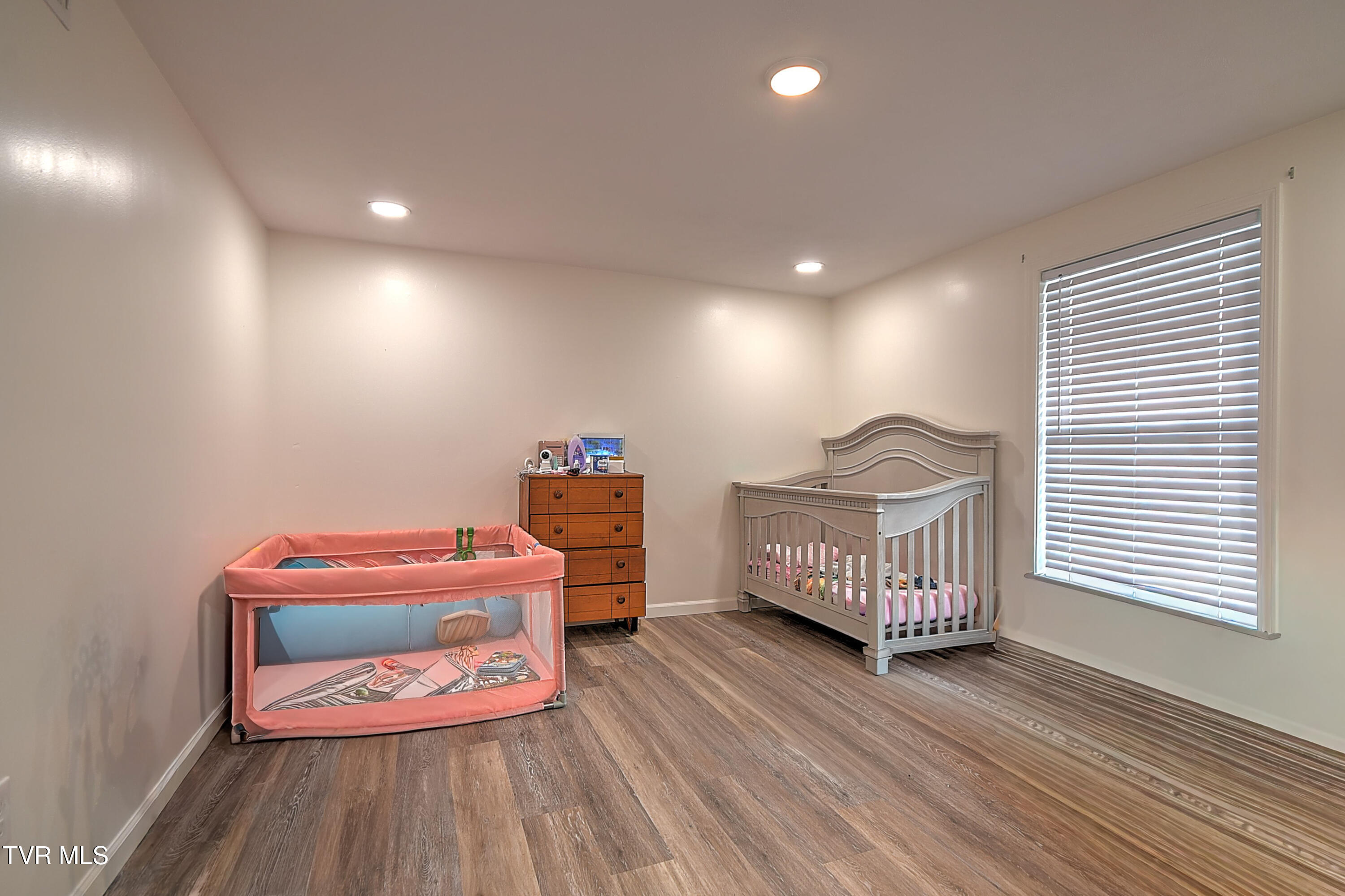 127 Patrick Lane Gray, TN 37615 - Photo 44 of 63 167 Gray Station Rd GUnit-31