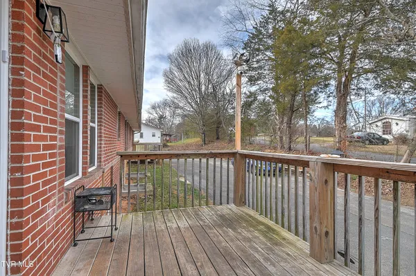 $589,900 | 127 Patrick Lane, Gray, TN 37615