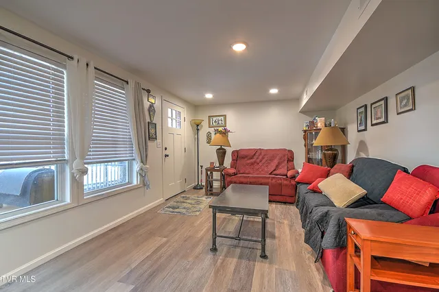 $625,000 | 127 Patrick Lane, Gray, TN 37615