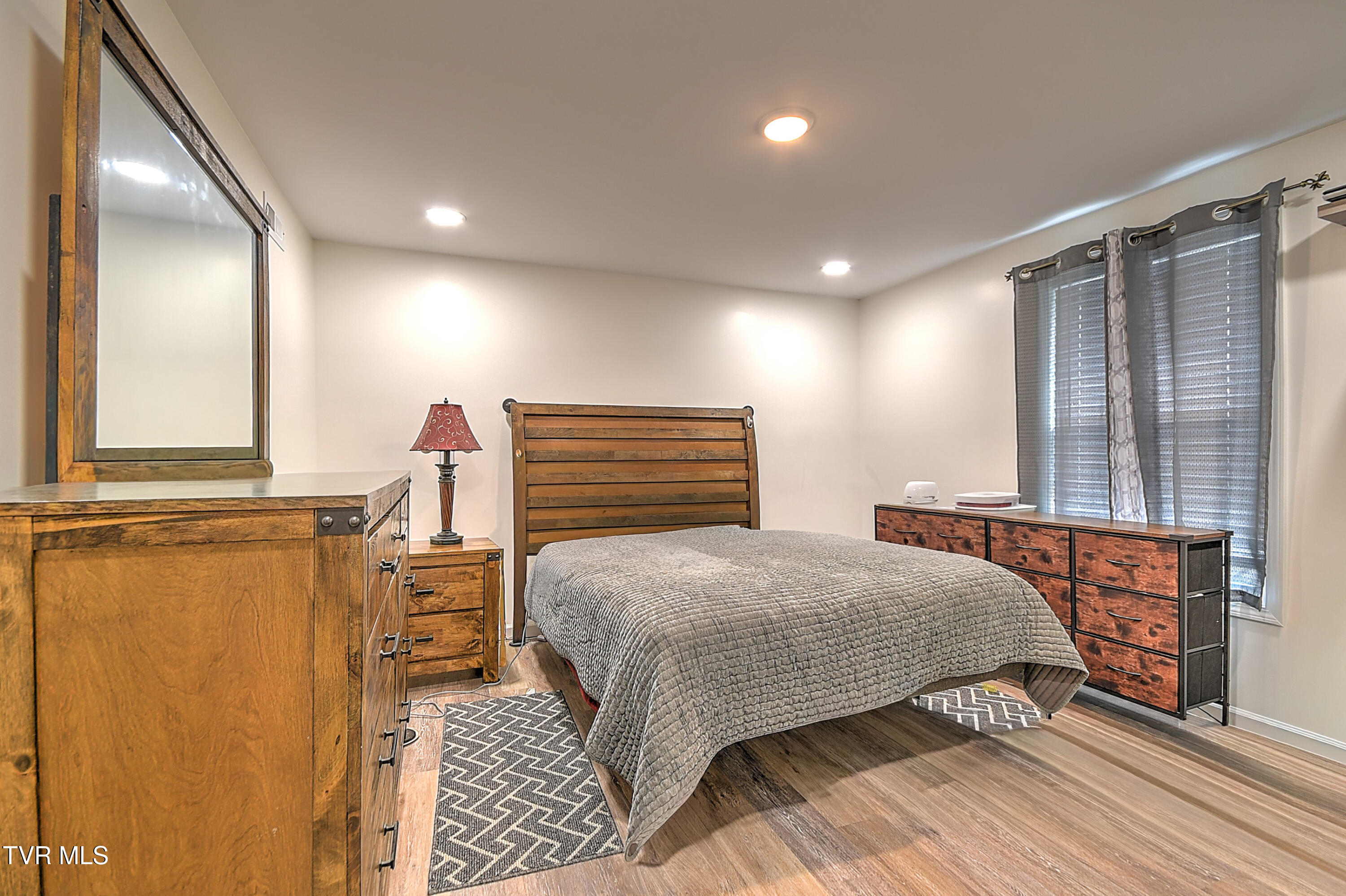 127 Patrick Lane Gray, TN 37615 - Photo 56 of 63 167 Gray Station Rd GUnit-50