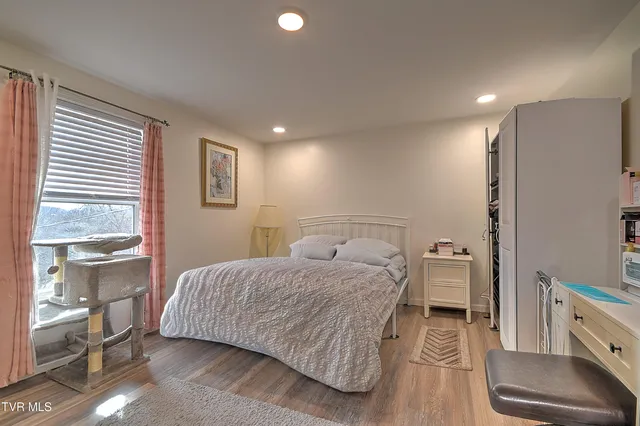 $625,000 | 127 Patrick Lane, Gray, TN 37615