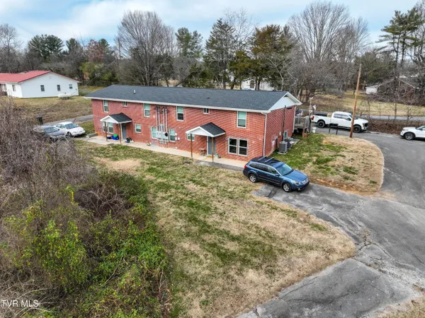 $589,900 | 127 Patrick Lane, Gray, TN 37615