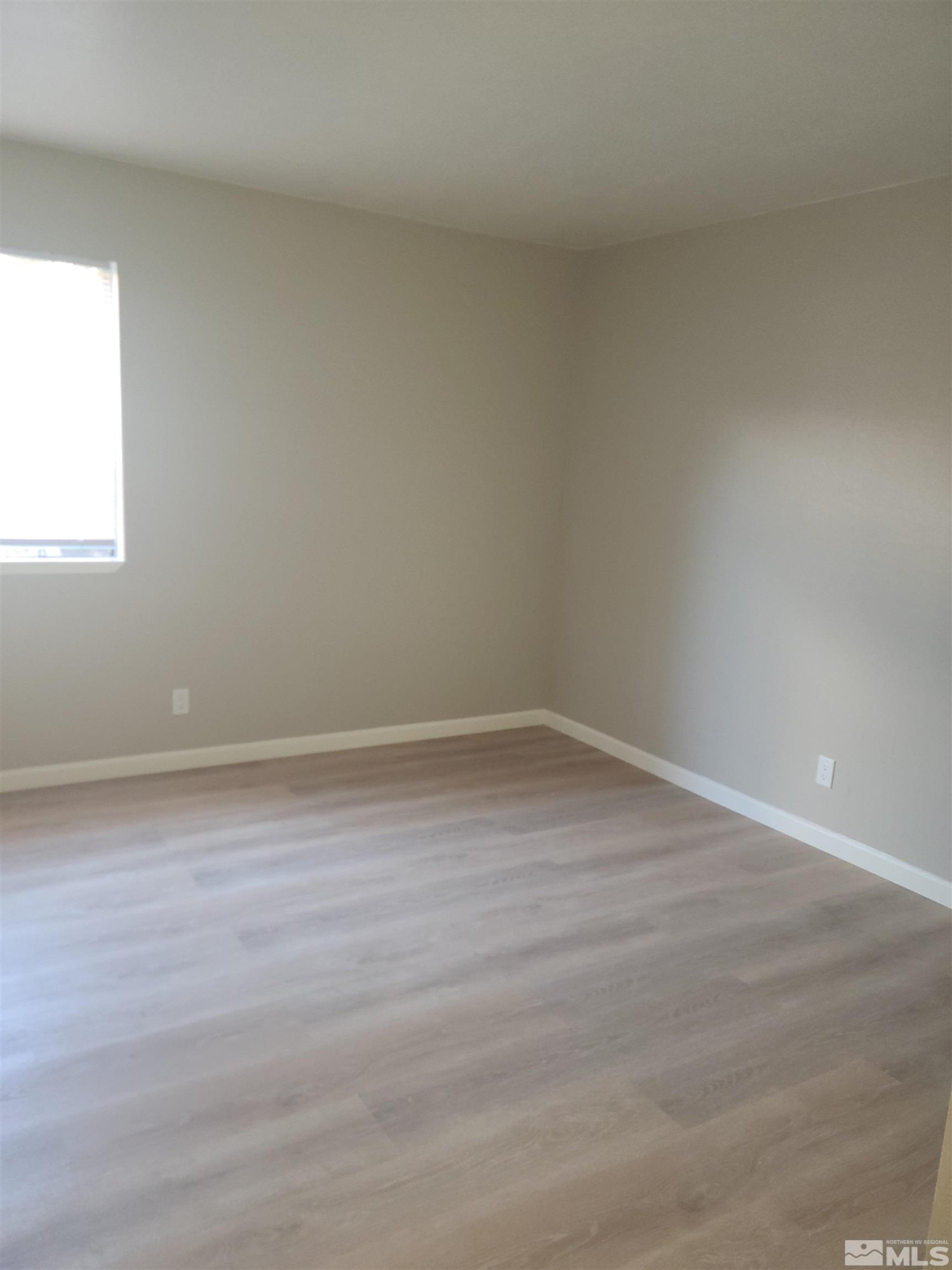 1000 Beck Drive, Unit 162 Reno, NV 89509 - Photo 15 of 31 Bedroom 1