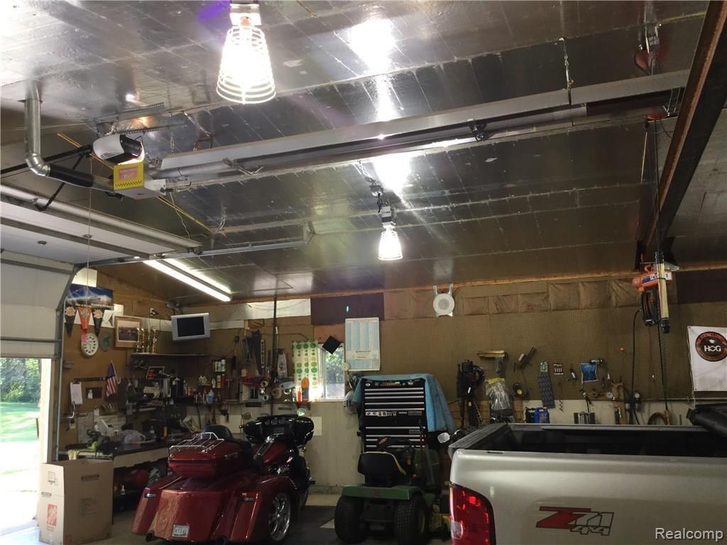 1331 East Buell Road Rochester, MI 48306 - Photo 27 of 43 Gallery Image 27