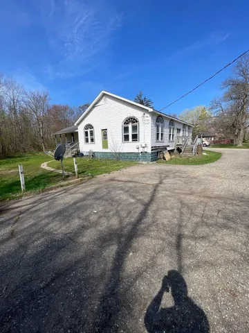 $350,000 | 71555 Highway 43, South Haven, MI 49090