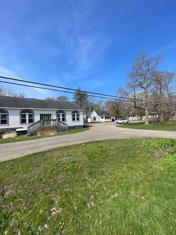 $350,000 | 71555 Highway 43, South Haven, MI 49090