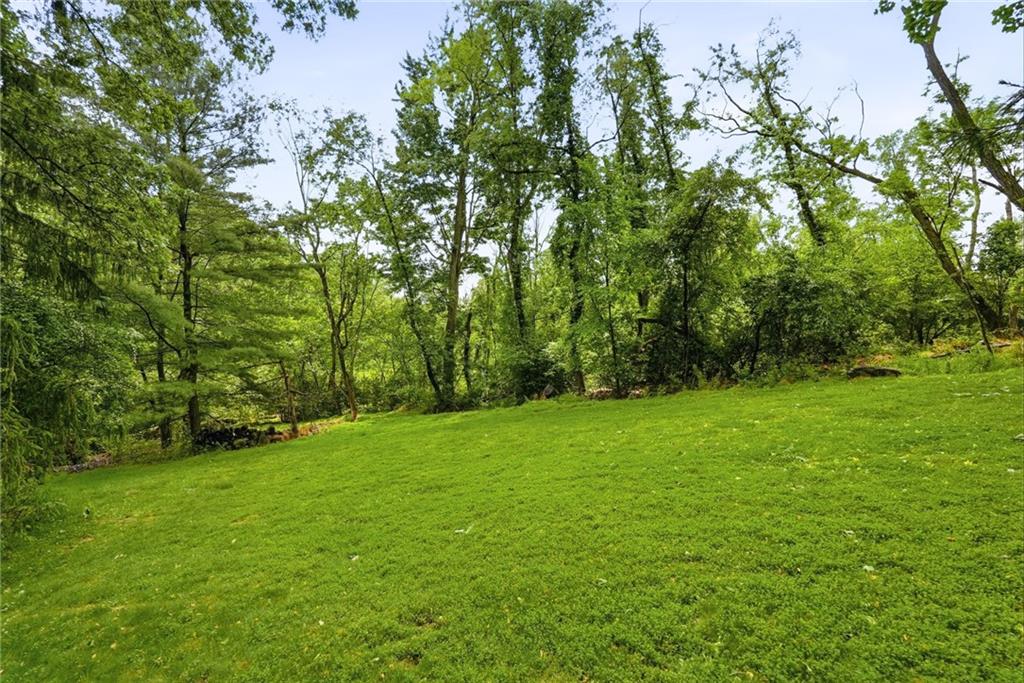 125 Riding Trail Lane Pittsburgh, PA 15215 - Photo 45 of 49 Gallery Image 45