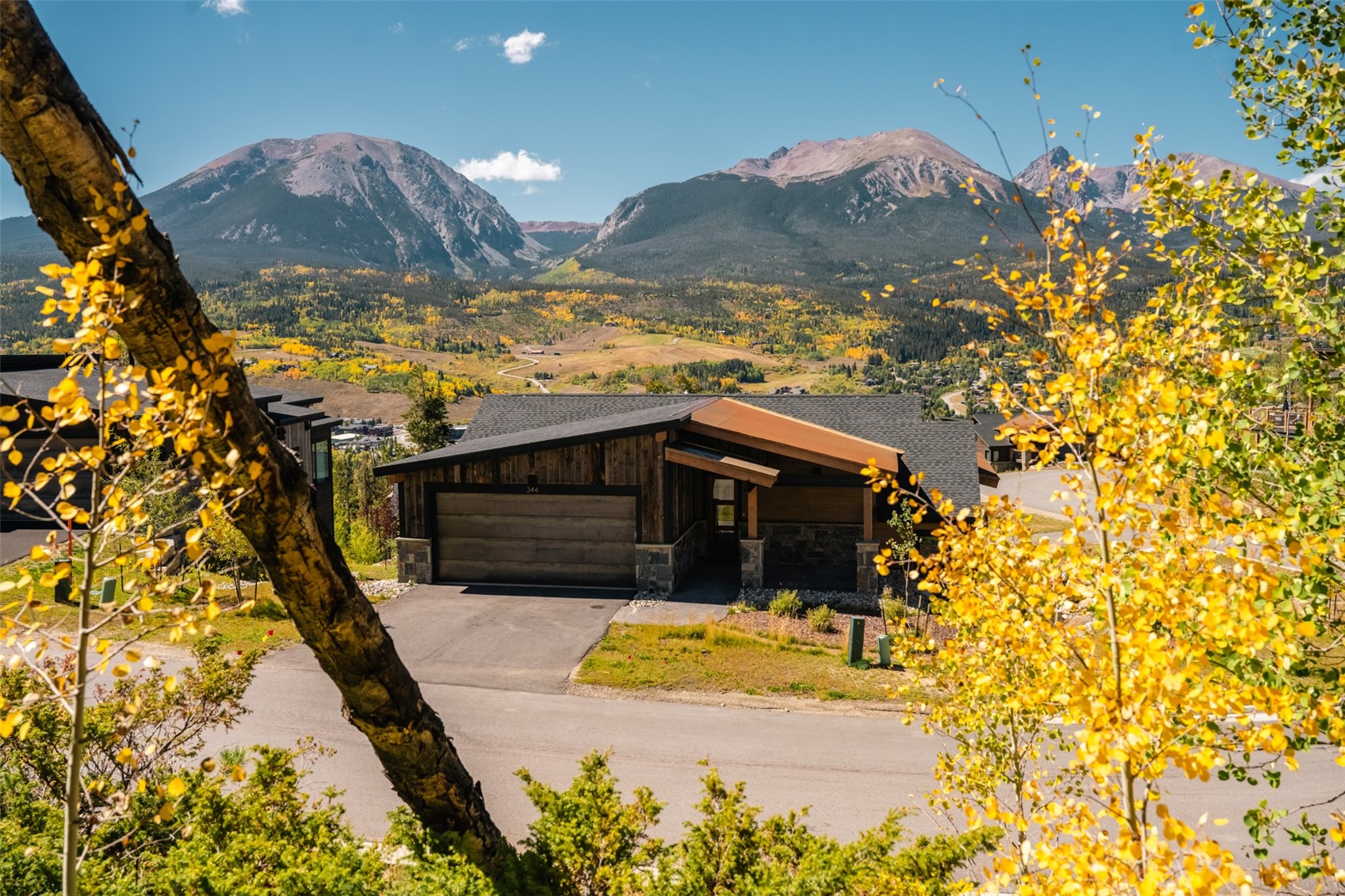 344 Angler Mountain Ranch Road South Silverthorne, CO 80498 - Photo 5 of 36 Gallery Image 5