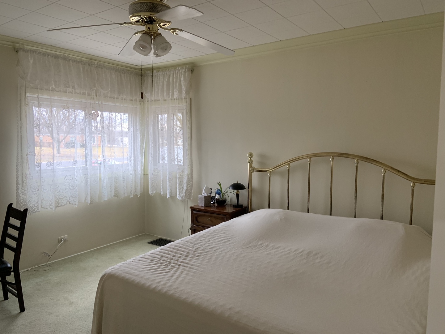 1028 Highmoor Road Lombard, IL 60148 - Photo 8 of 10