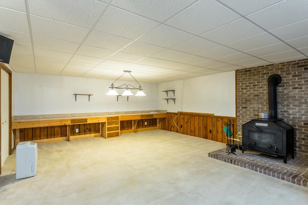 87 Bluestone Drive Weyers Cave, VA 24486 - Photo 20 of 37 a living room with furniture