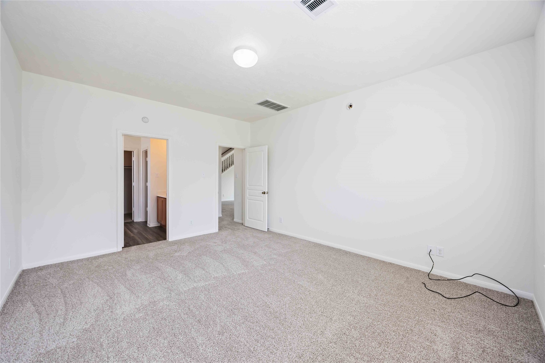 221 Shoshone Ridge Drive La Marque, TX 77568 - Photo 14 of 30